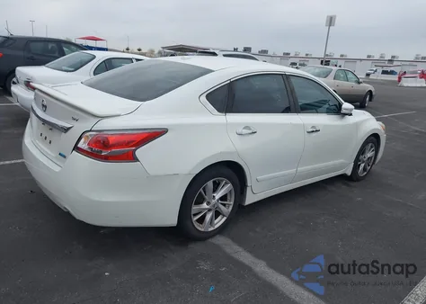 2014 Nissan Altima 2.5 Sv из США, поврежденный, VIN 1N4AL3AP0EC287716